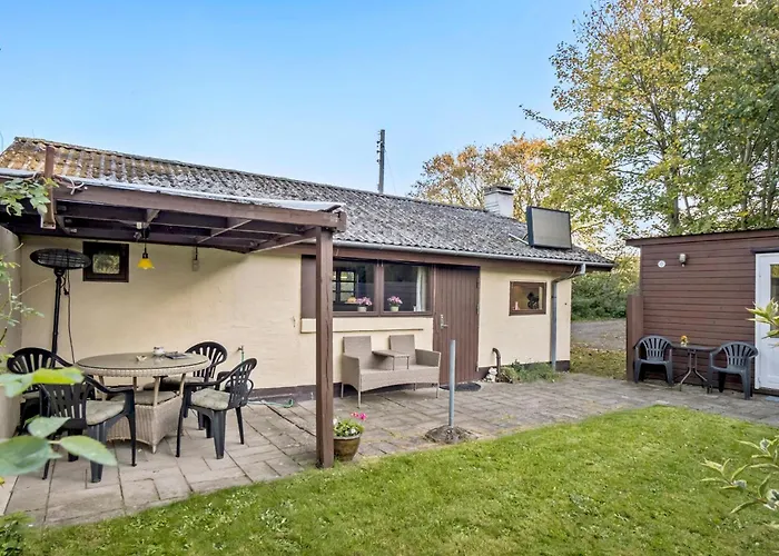 別荘 2 Bedroom Awesome In Haarby *